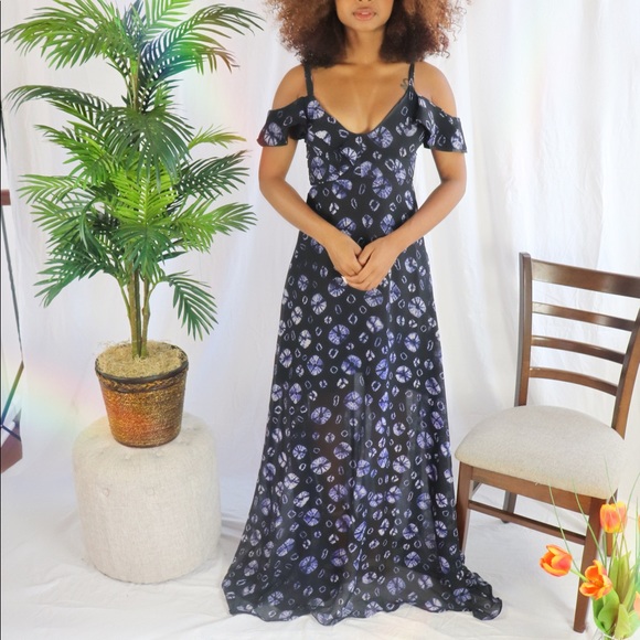 Dresses & Skirts - Maxi Dress(New) Cyber Monday 24Hour sale